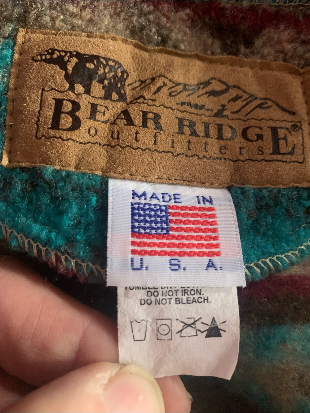 Vintage Bear Ridge Outfitters Turquoise Aztec-Patterned Hooded Poncho - Picture 4 of 6